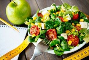 Какие витамины содержатся в салате листовом